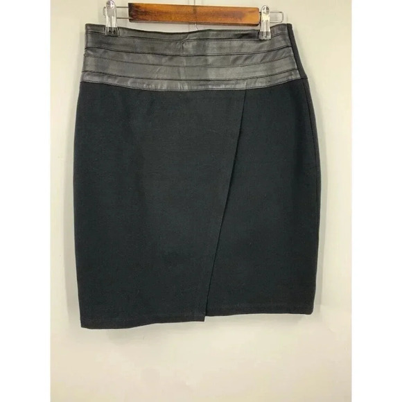 Saks Fifth Ave Black Mini Faux Leather Waist Band Faux Wrap Look Skirt Sz 4 NWT - Picture 1 of 10